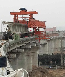 2013年底西安延長(zhǎng)石油鐵路專(zhuān)線工地